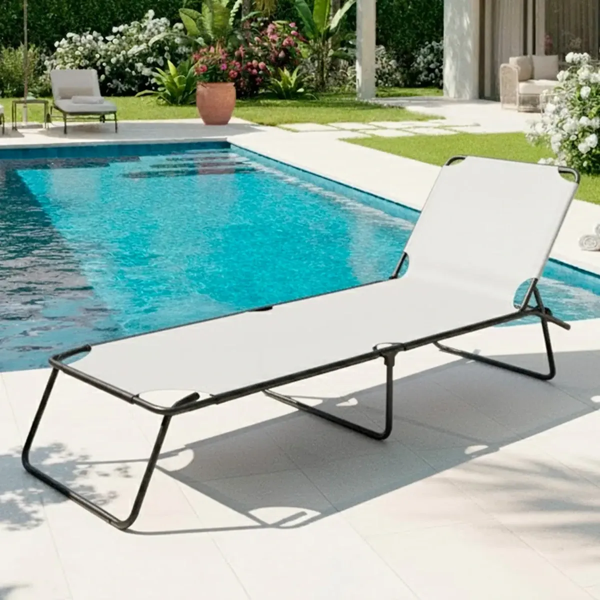 Lettino Pieghevole Prendisole Senza Tettuccio Parasole Schienale Reclinabile Regolabile Struttura in Metallo Nero Sedia Sdraio per Spiaggia Mare Giardino Piscina