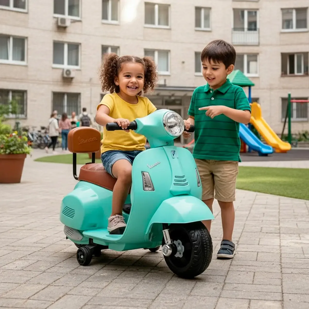 Moto Elettrica per Bambini Mini Vespa GTS Piaggio 6V Scooter con Licenza Ufficiale Sedile in Pelle e Schienale Luci e Suoni Realistici Batteria Ricaricabile e Caricatore 18 - 36 Mesi