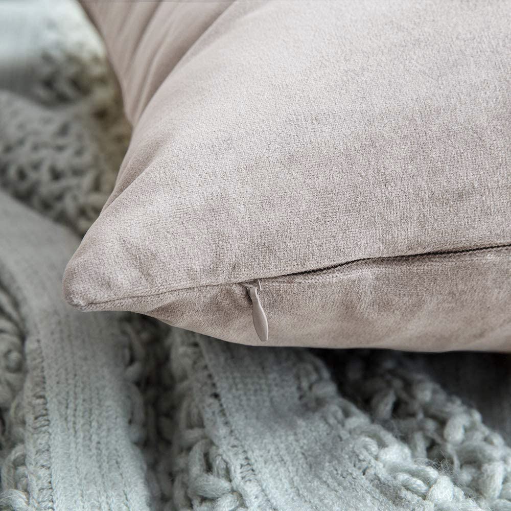 Set di Federe Cuscini Velluto Morbido Resistente Copricuscini Divano Poltrona Soggiorno Arredo Arredamento Design Moderno Elegante Cerniera Invisibile