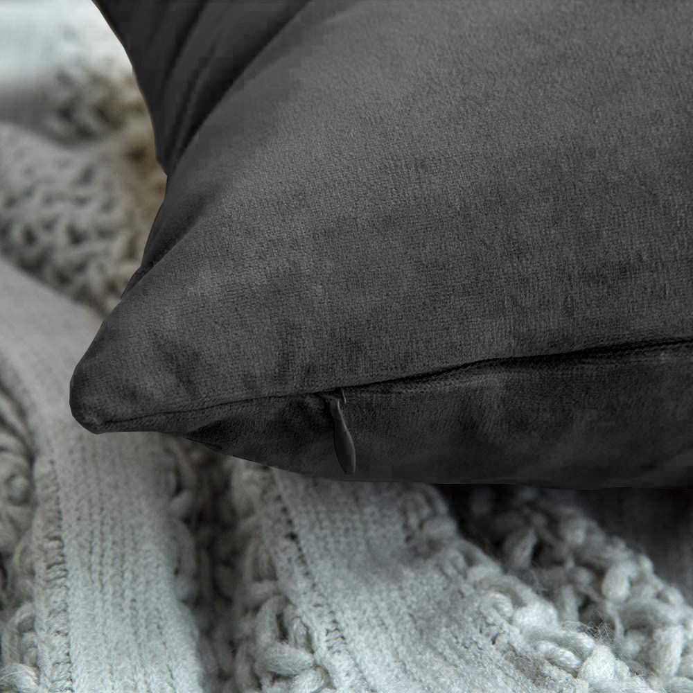 Set di Federe Cuscini Velluto Morbido Resistente Copricuscini Divano Poltrona Soggiorno Arredo Arredamento Design Moderno Elegante Cerniera Invisibile